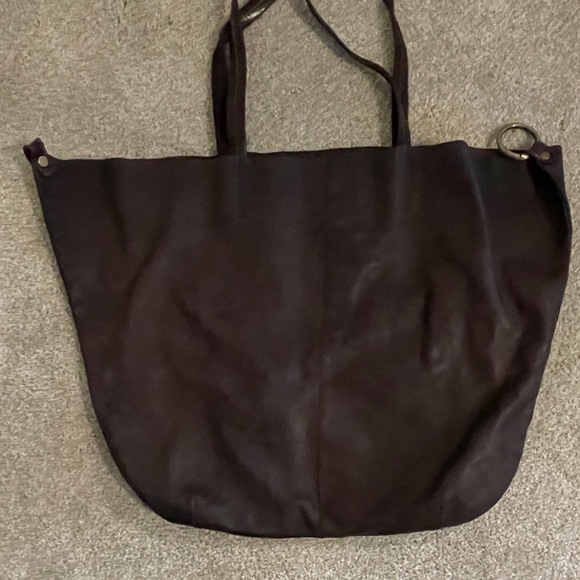 Large Leather Sundance Tote - Picture 8 of 8